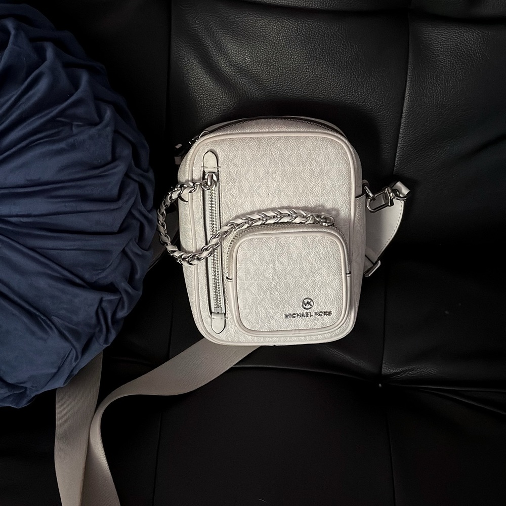 Michael Kors Purse Small White